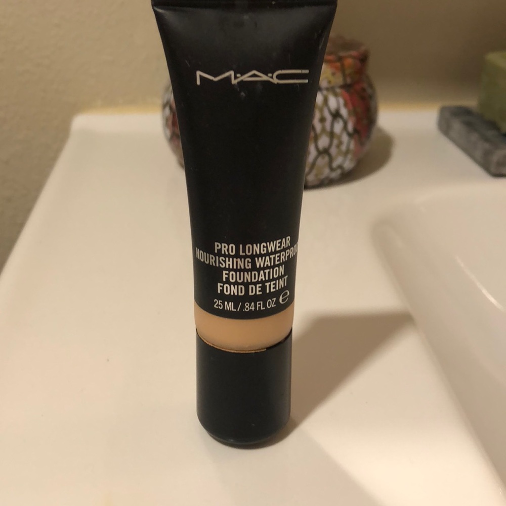 Brand new Waterproof foundation by Mac